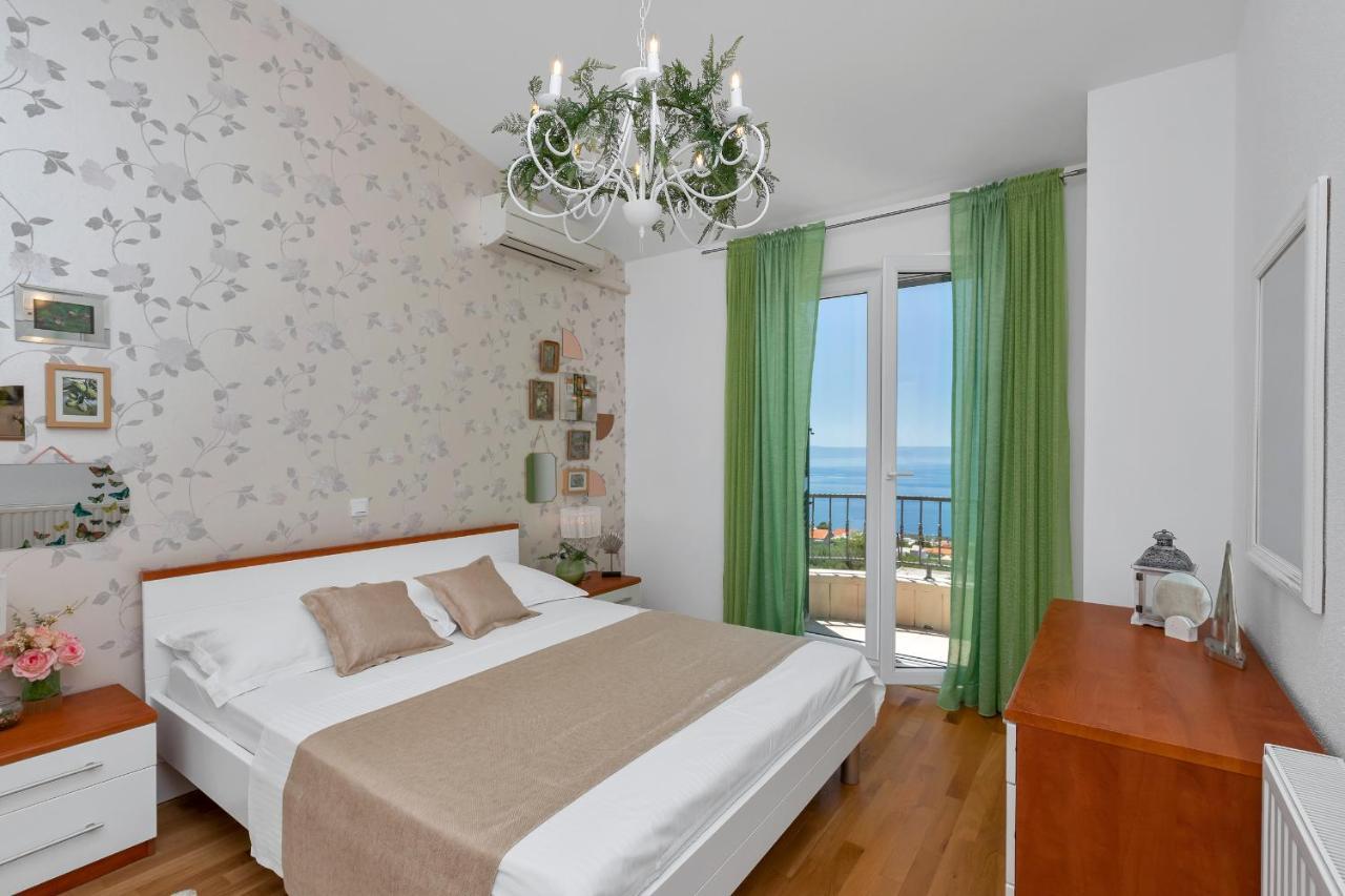 Villa Vesna With Heated Pool Макарска Экстерьер фото