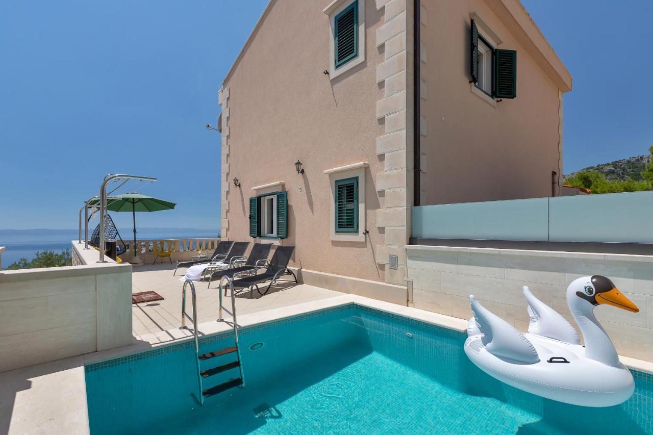 Villa Vesna With Heated Pool Макарска Экстерьер фото